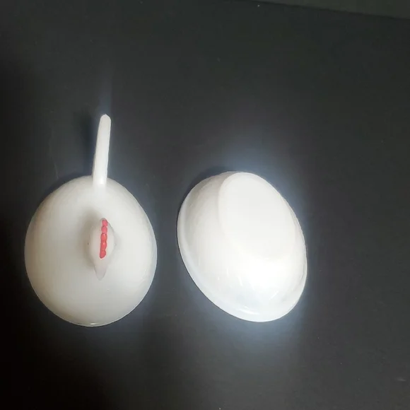 Vtg White Indiana Milk Glass Hen On Nest Medium Dish - Picture 3 of 5